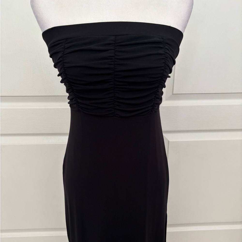 Kirious LA Black Strapless Slip Dress | Like New | Size M | Sleek & Sexy - Picture 3 of 10